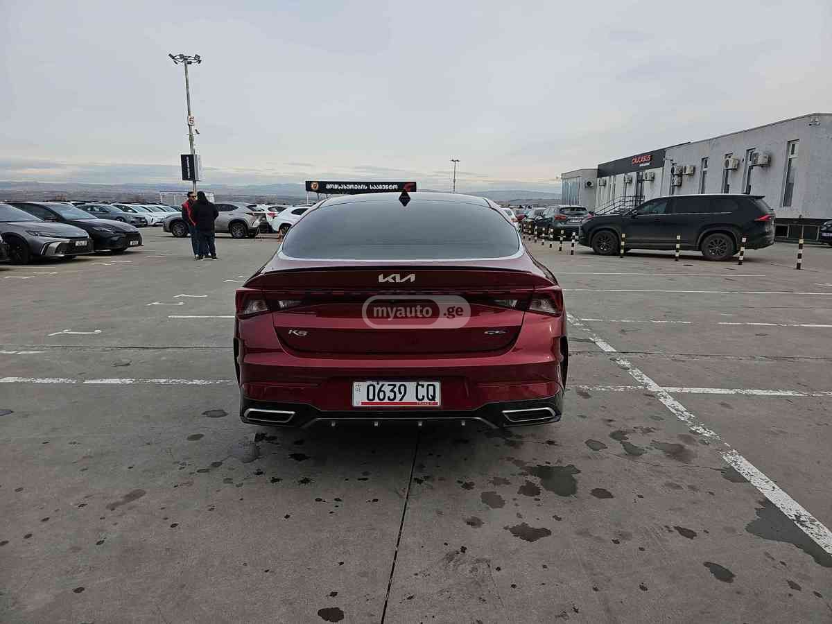 Kia K5 - фото 8