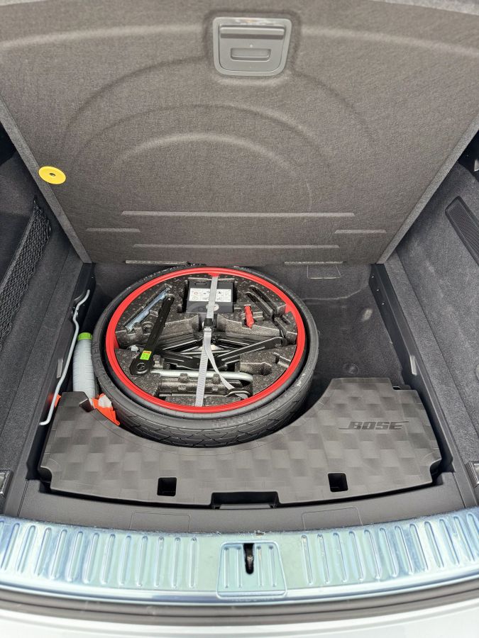 Porsche Cayenne - фото 11