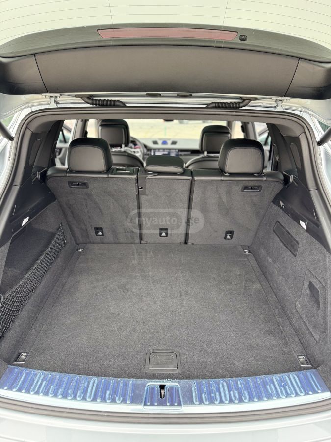 Porsche Cayenne - фото 14