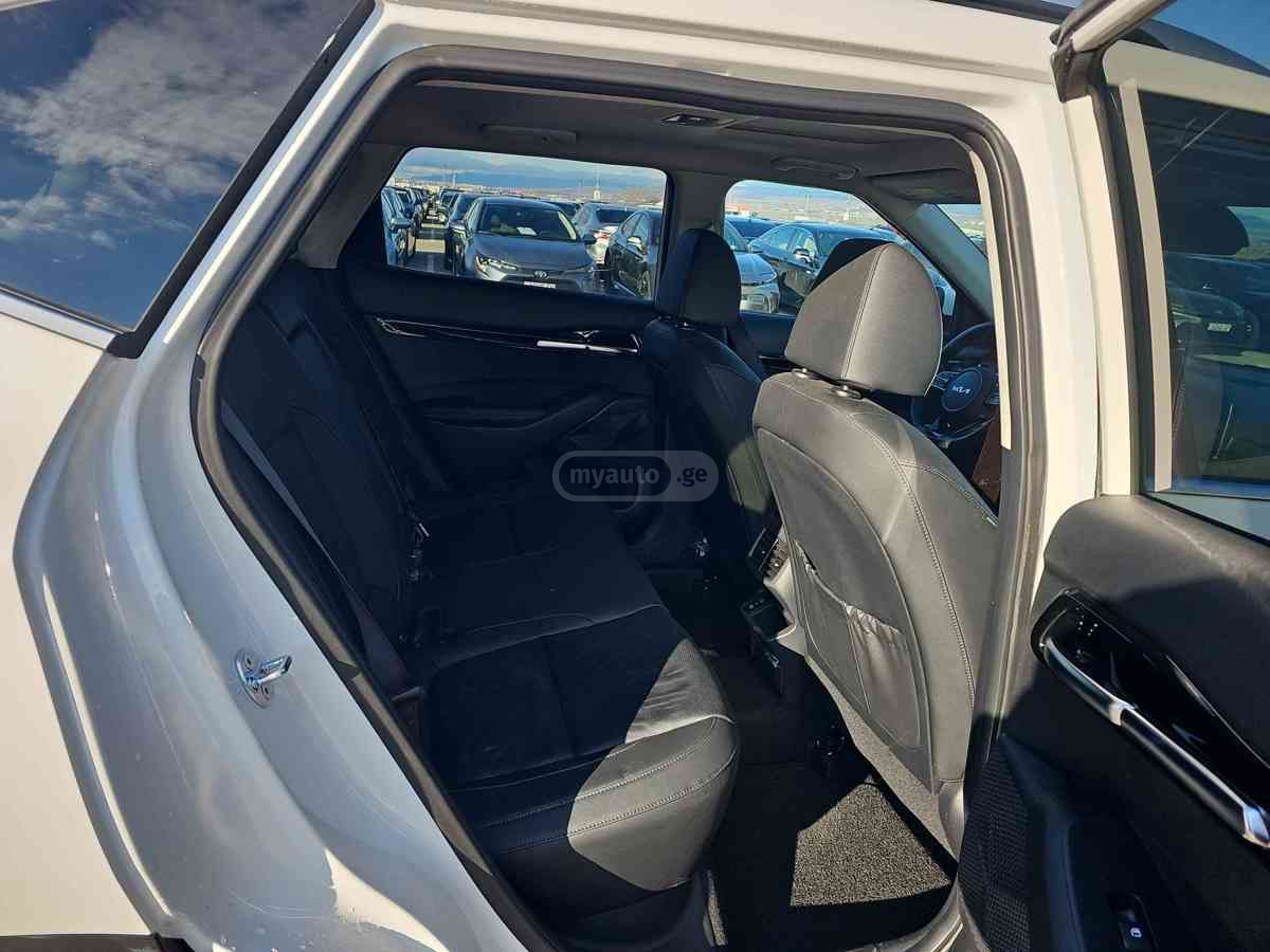 Kia EcoSport Kia Seltos 2024 — миниатюра 8