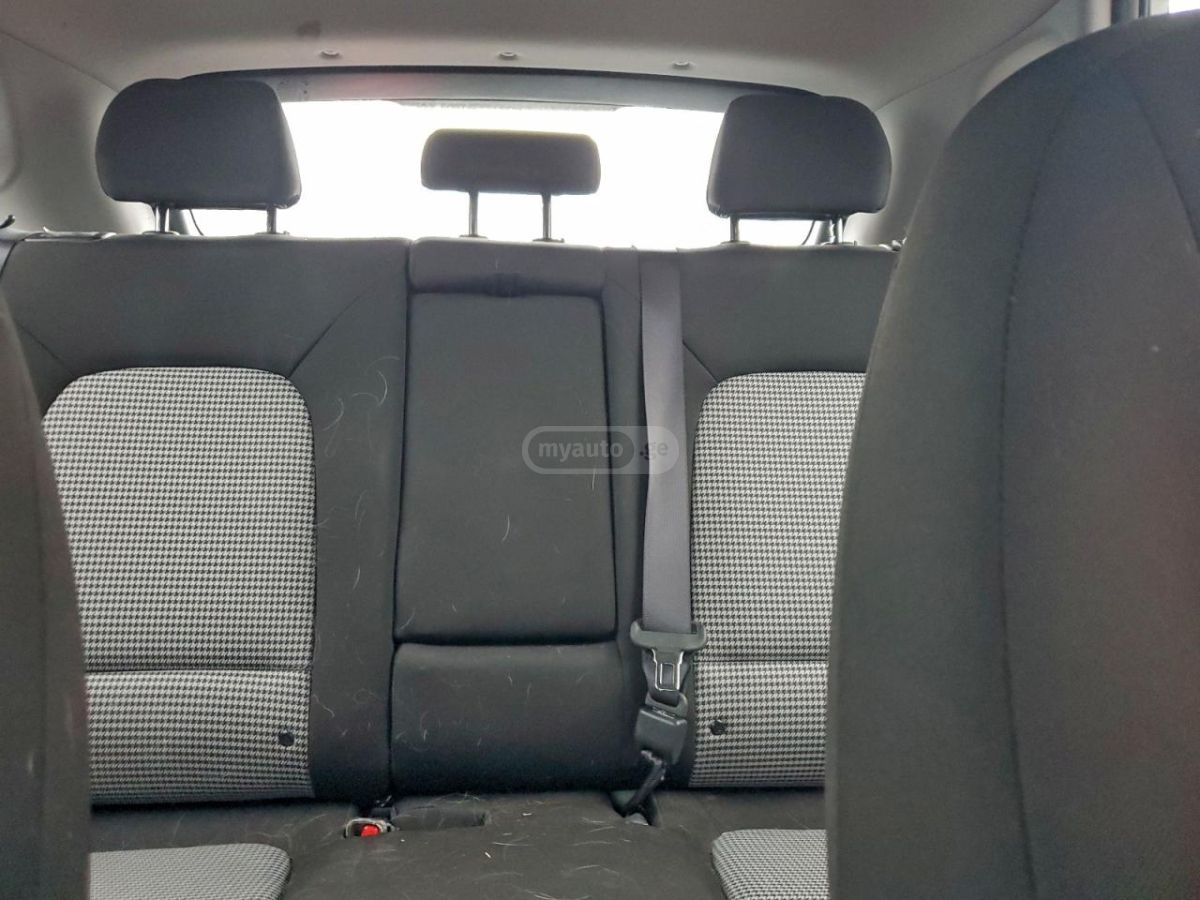 Hyundai kona - фото 10