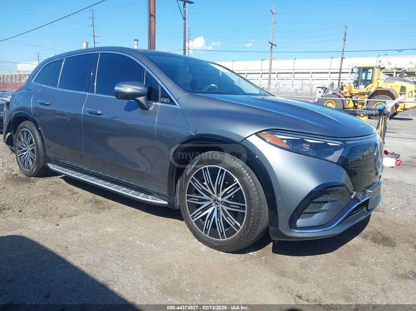 Mercedes-Benz EQS 450+ - фото 1