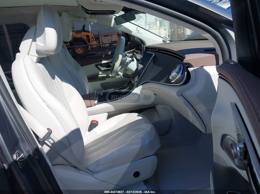 Mercedes-Benz EQS 450+ - фото 10