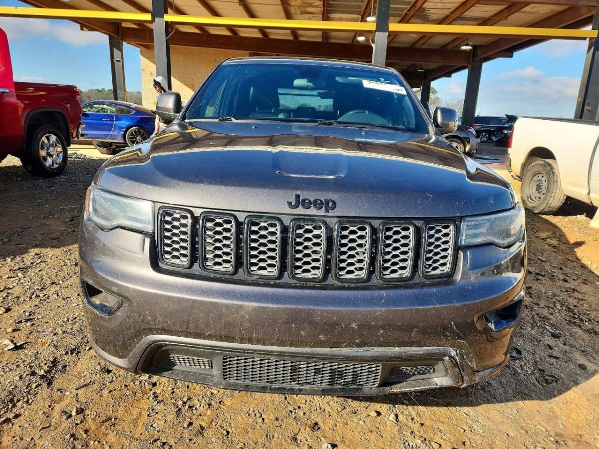 Jeep Grand Cherokee - фото 2
