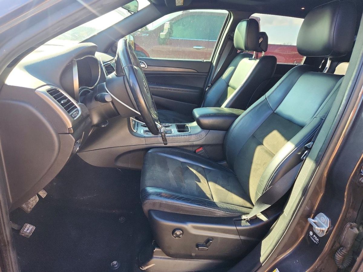 Jeep Grand Cherokee - фото 8