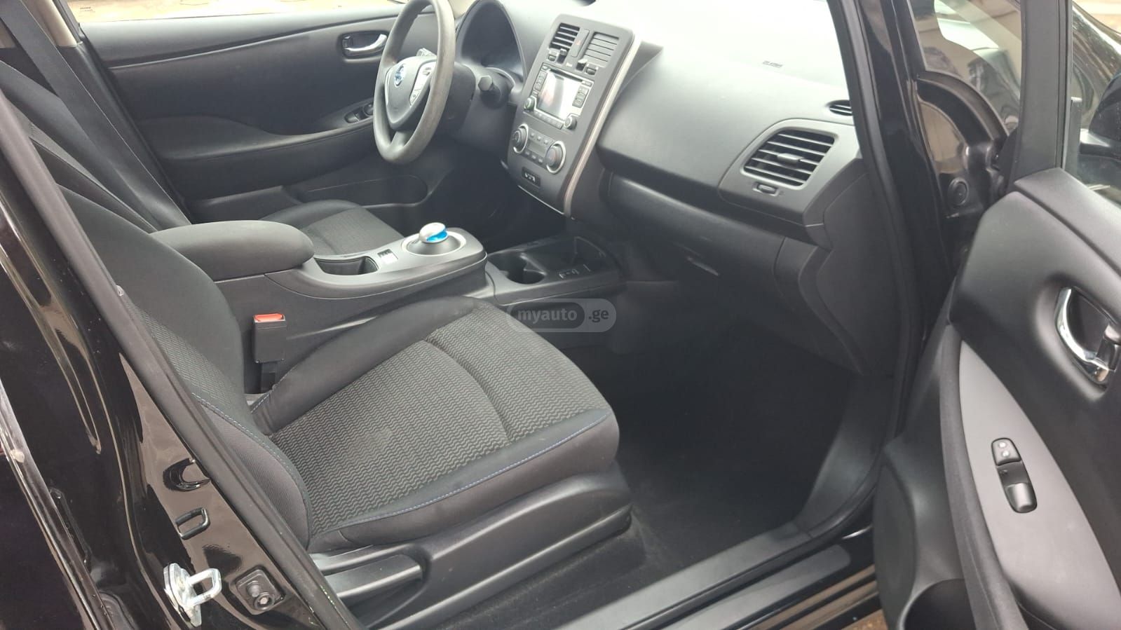 Nissan Leaf - фото 10