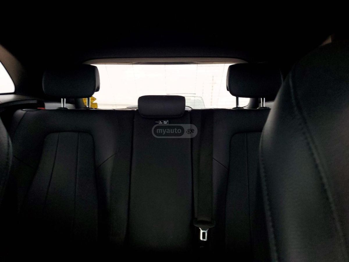 Mercedes-Benz GLA 250 - фото 12