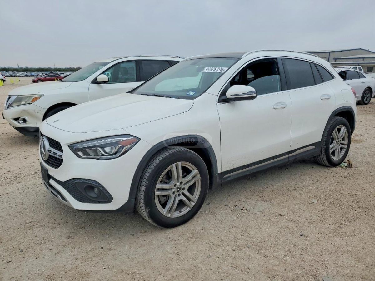 Mercedes-Benz GLA 250 - фото 4