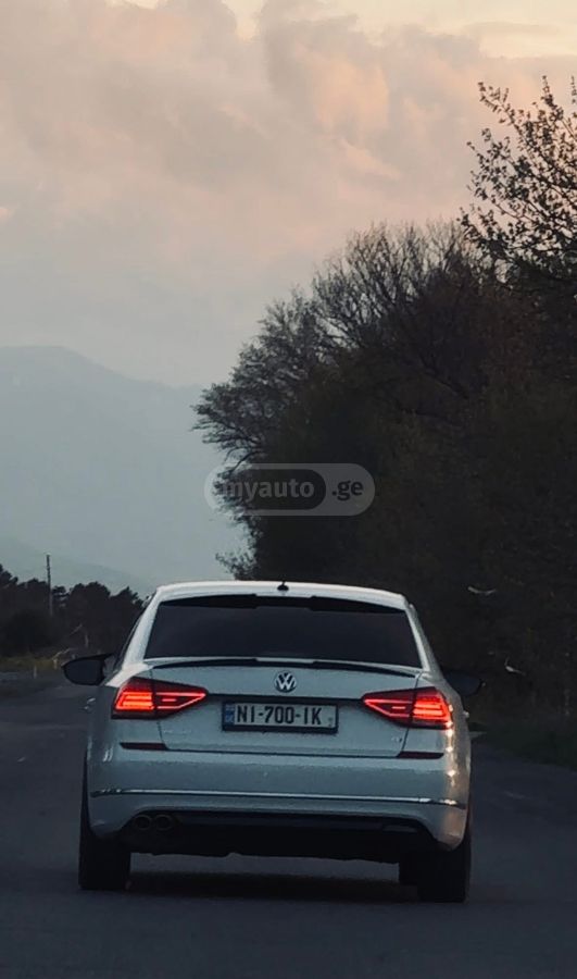 Volkswagen Passat - фото 5