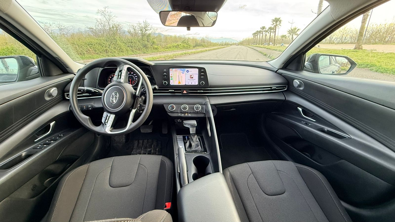 Hyundai Elantra - фото 12