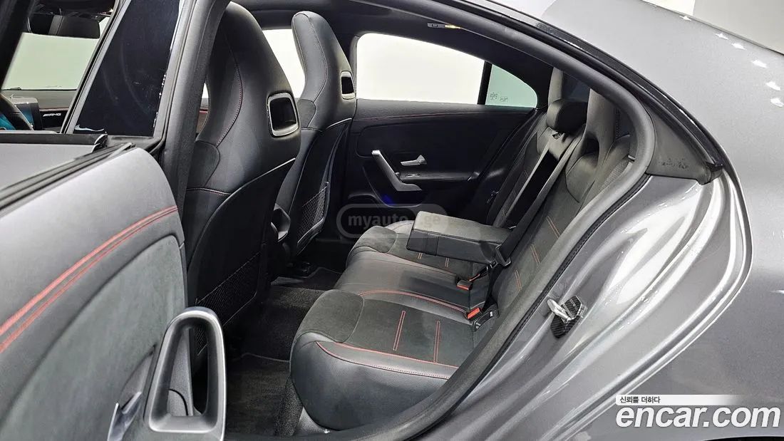 Mercedes-Benz CLA 45 AMG 2022 — миниатюра 12