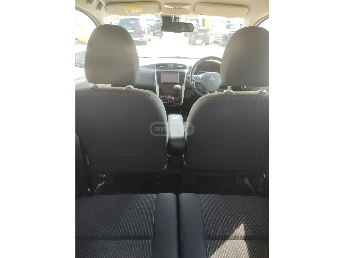 Mitsubishi EK Wagon - фото 12