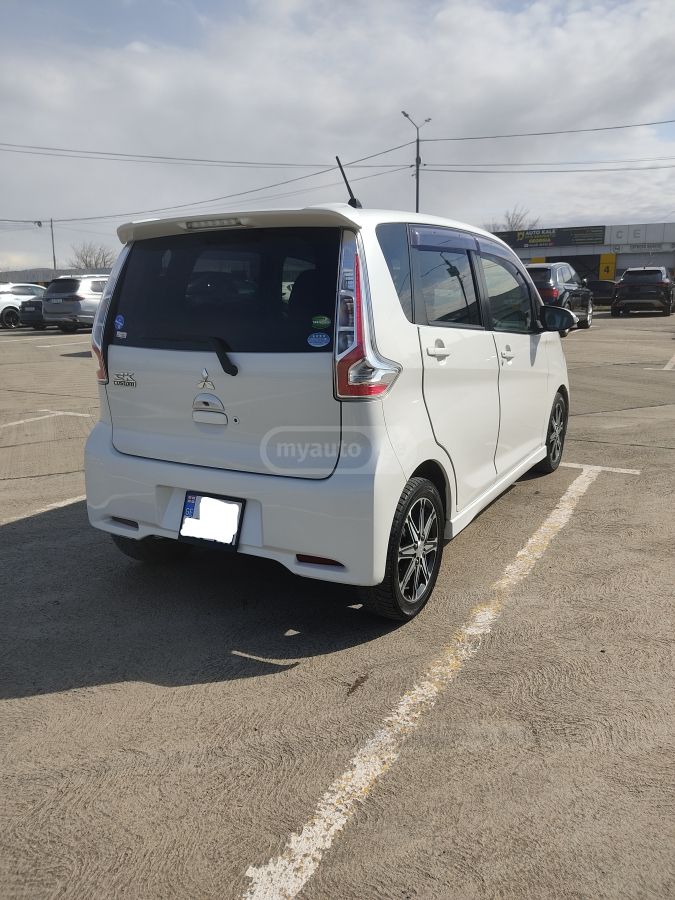 Mitsubishi EK Wagon - фото 4