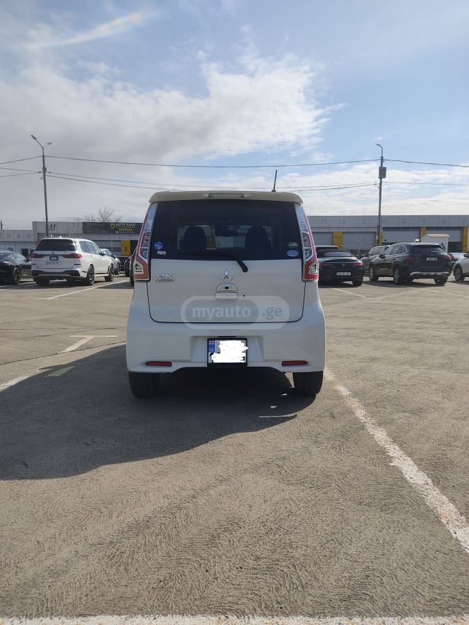 Mitsubishi EK Wagon - фото 6