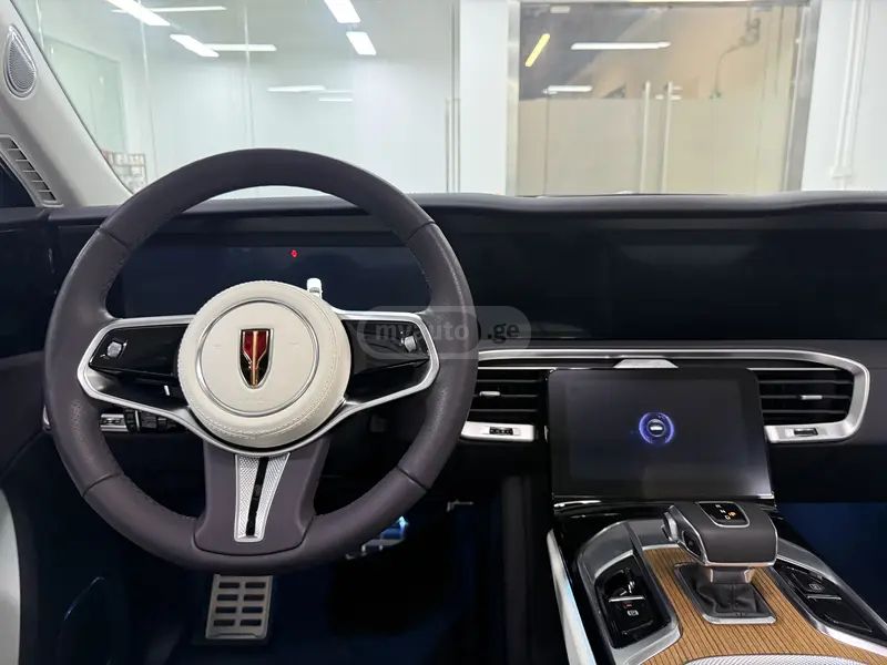 Hongqi E-HS9 - фото 8