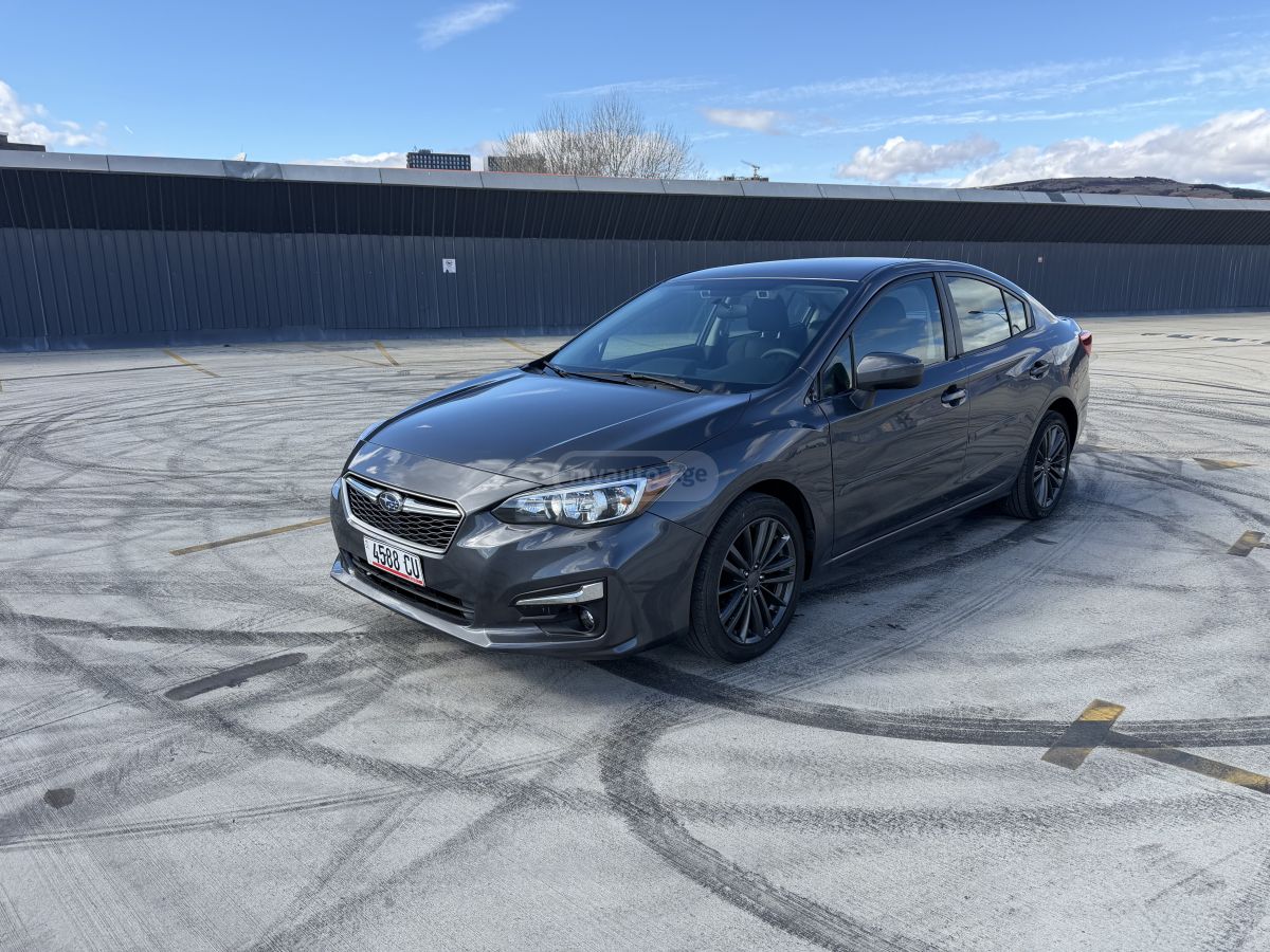 Subaru Base 4dr All-Wheel Drive Sedan — миниатюра 3