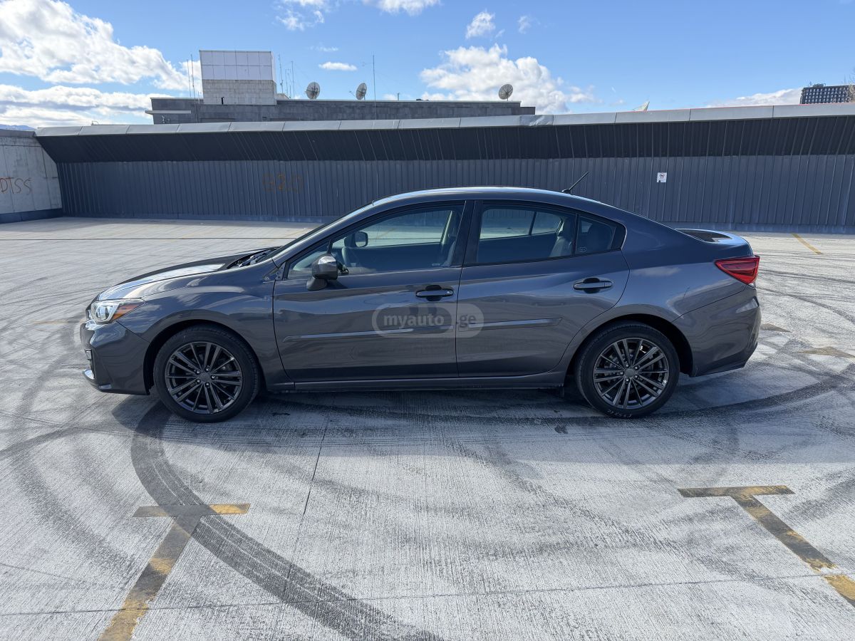 Subaru Base 4dr All-Wheel Drive Sedan — миниатюра 4