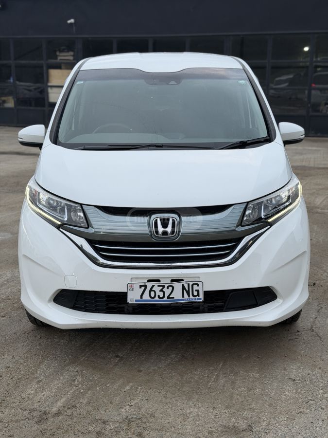 Honda Freed - фото 6