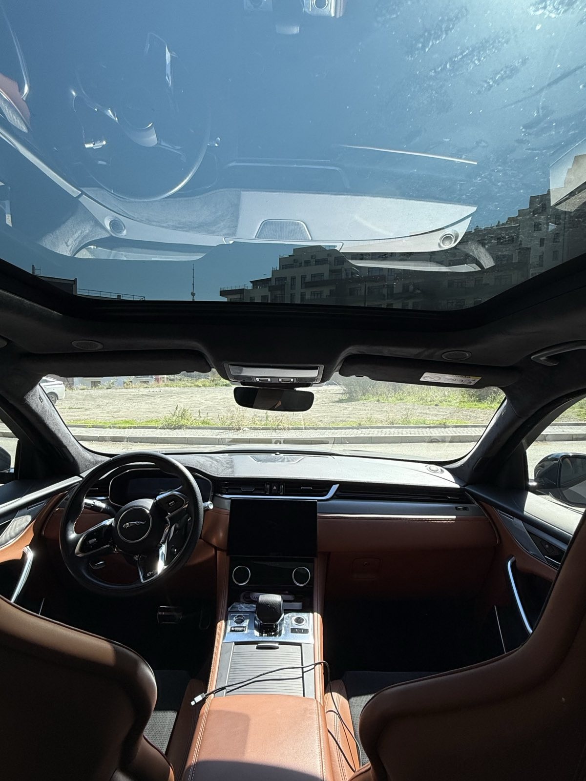 Jaguar F-Pace - фото 6