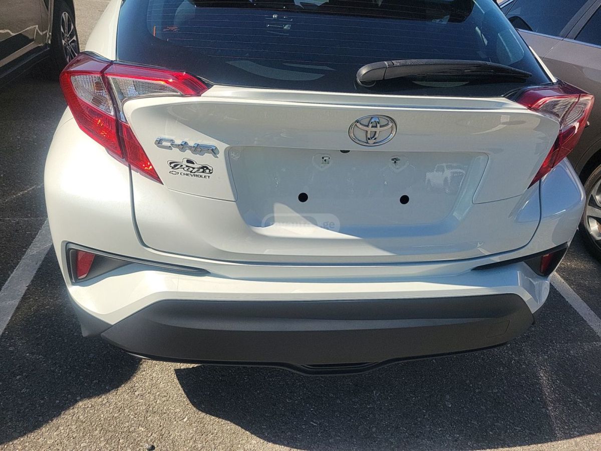 Toyota CHR - фото 5