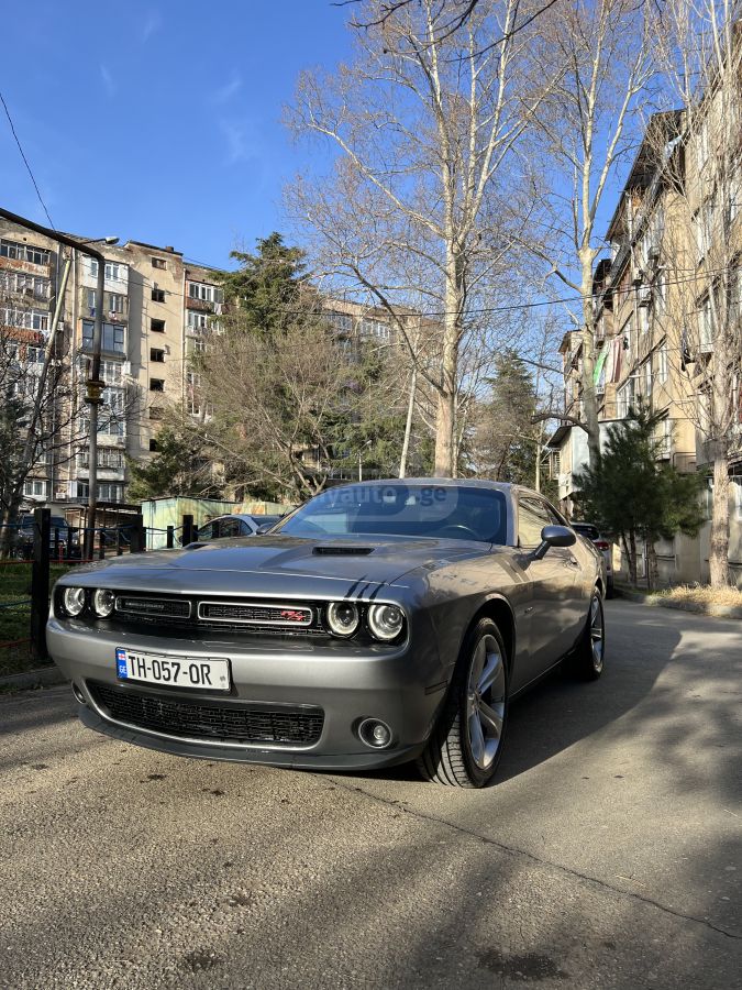 Dodge Challenger - фото 4