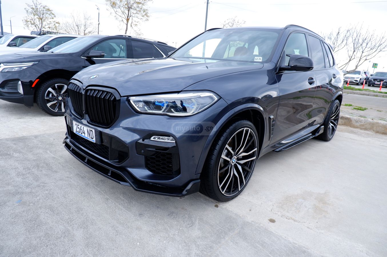 BMW X5 - фото 1