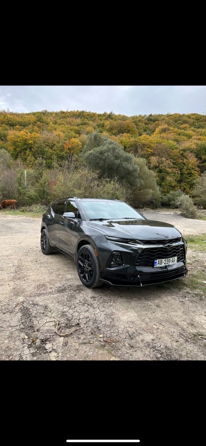 Chevrolet Blazer - фото 1