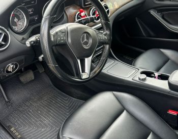 Mercedes-BenzGLA 2502015
