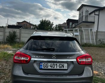 Mercedes-BenzGLA 2502015