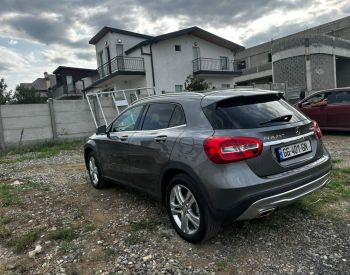Mercedes-BenzGLA 2502015