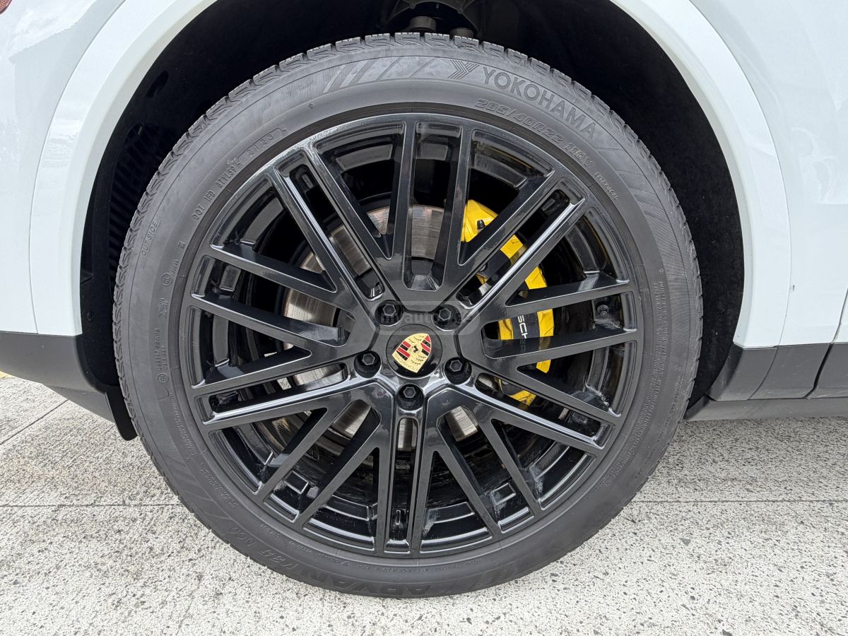 Porsche Cayenne 2024 — миниатюра 14