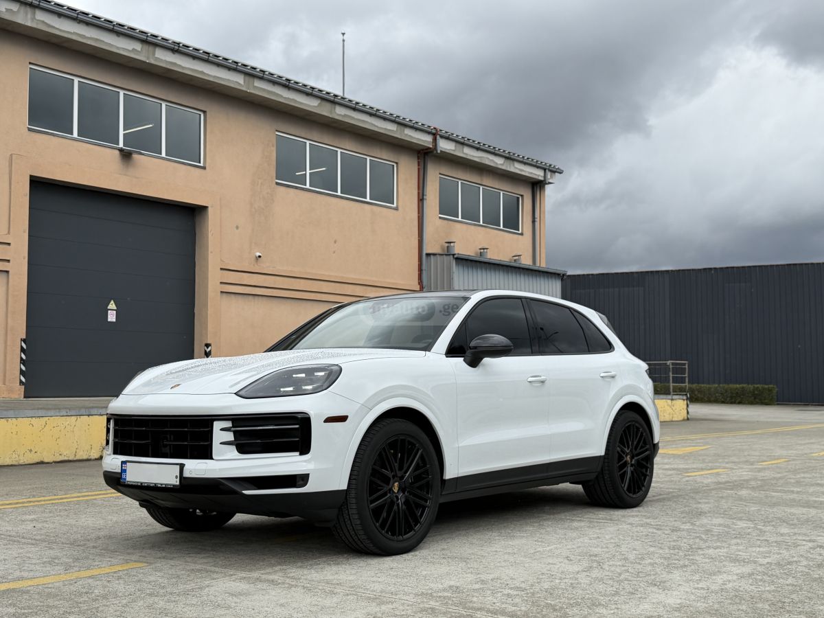 Porsche Cayenne 2024 — миниатюра 2