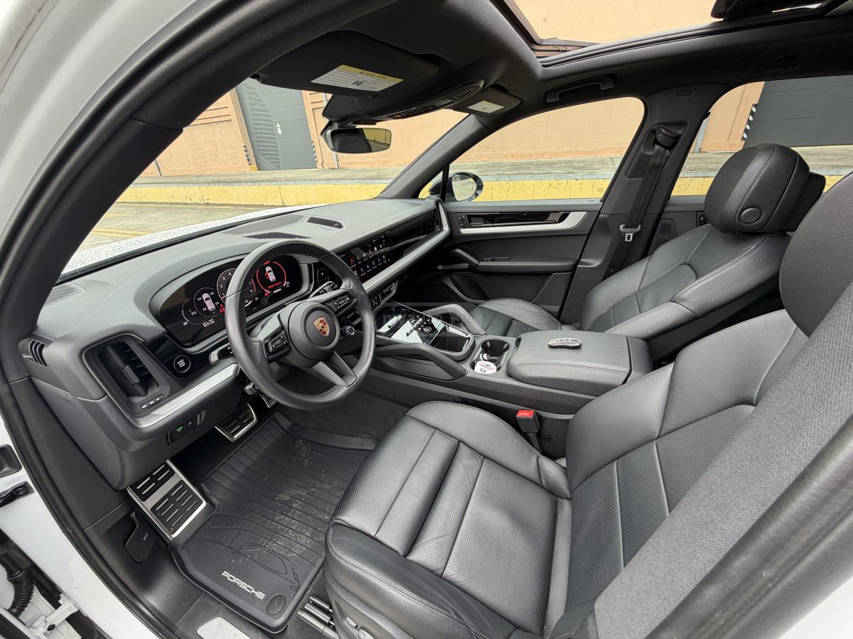 Porsche Cayenne 2024 — миниатюра 8