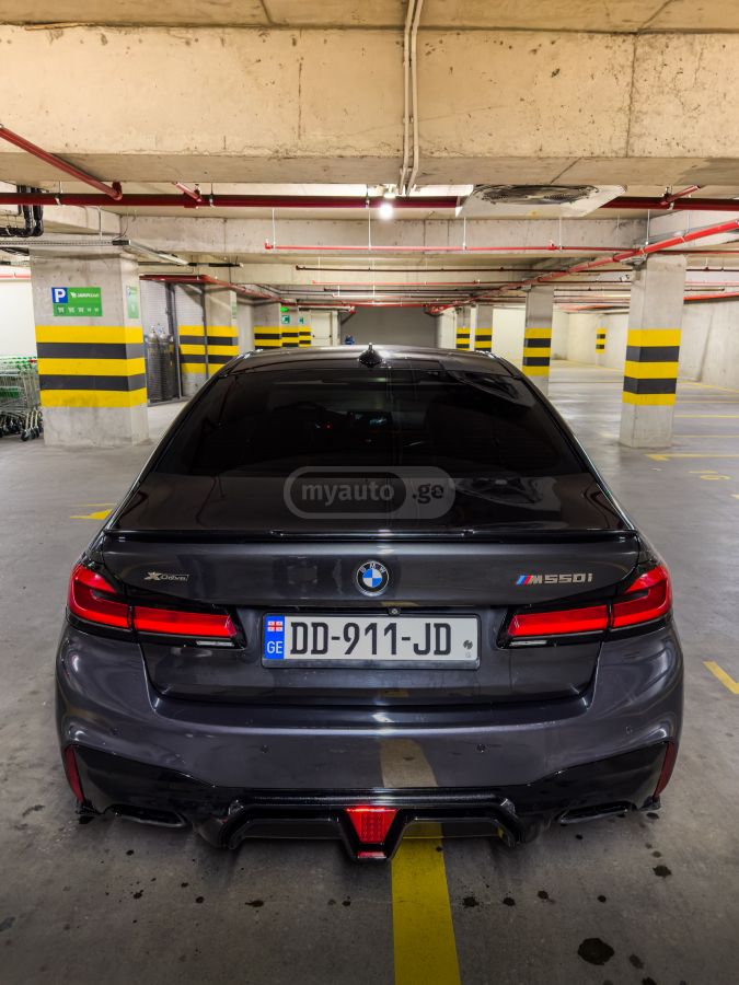 BMW M550 - фото 2