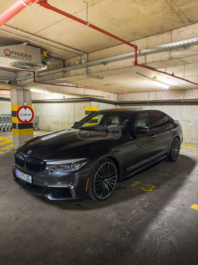 BMW M550 - фото 3