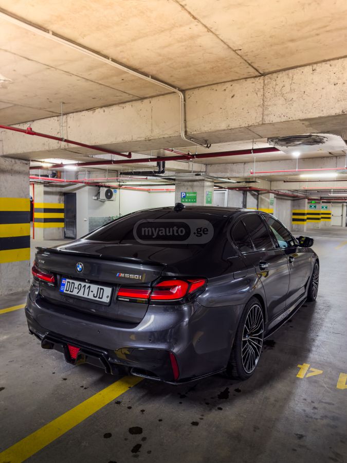 BMW M550 - фото 6
