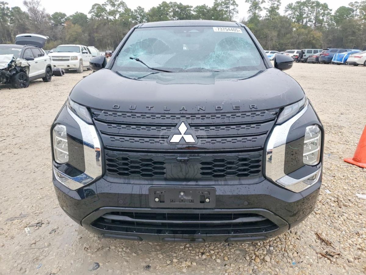 Mitsubishi Outlander - фото 5