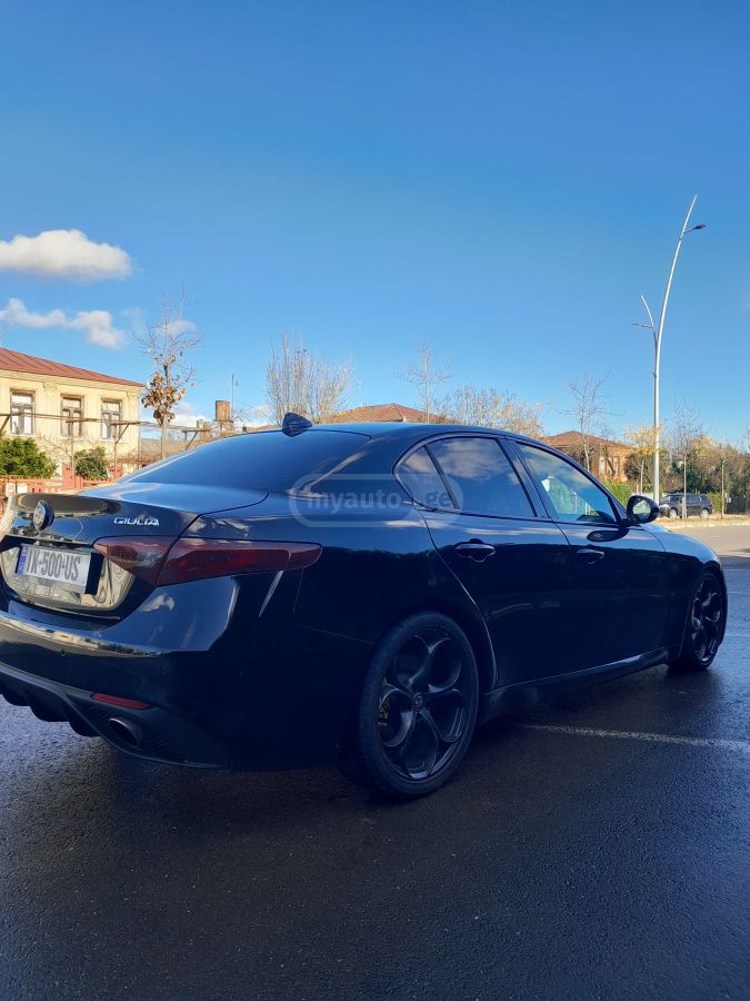 Alfa Romeo Giulia - фото 6