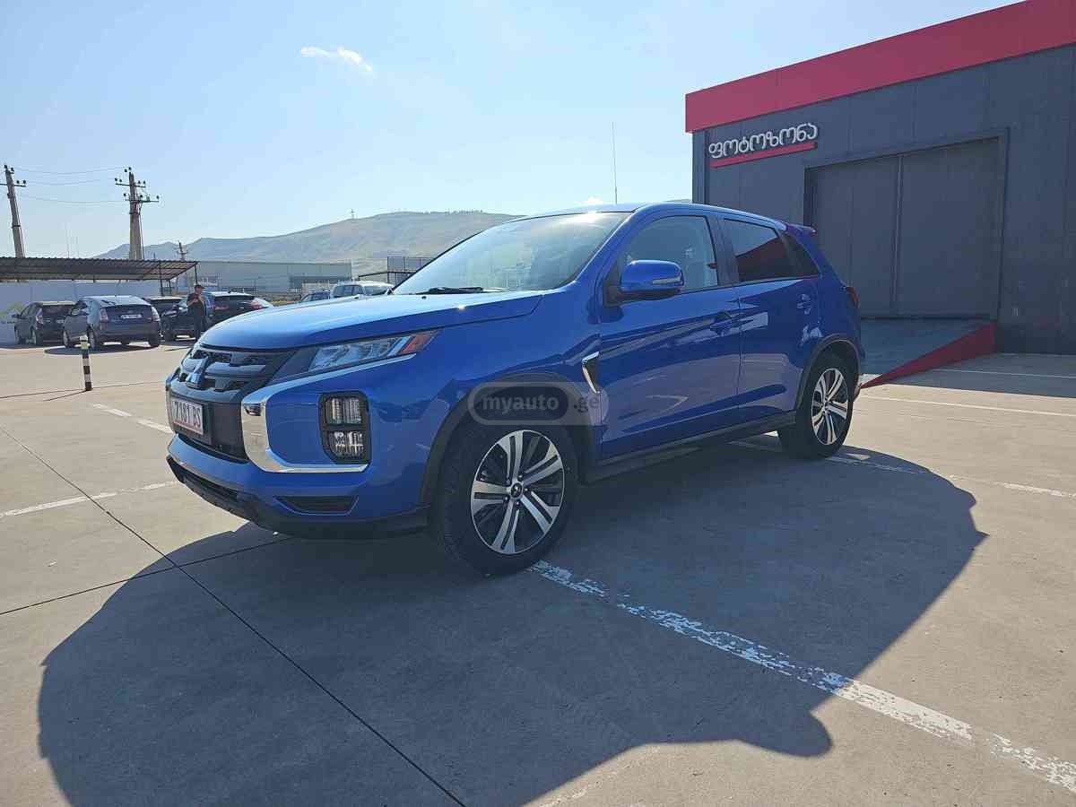 Mitsubishi Mitsubishi Outlander Sport — миниатюра 1