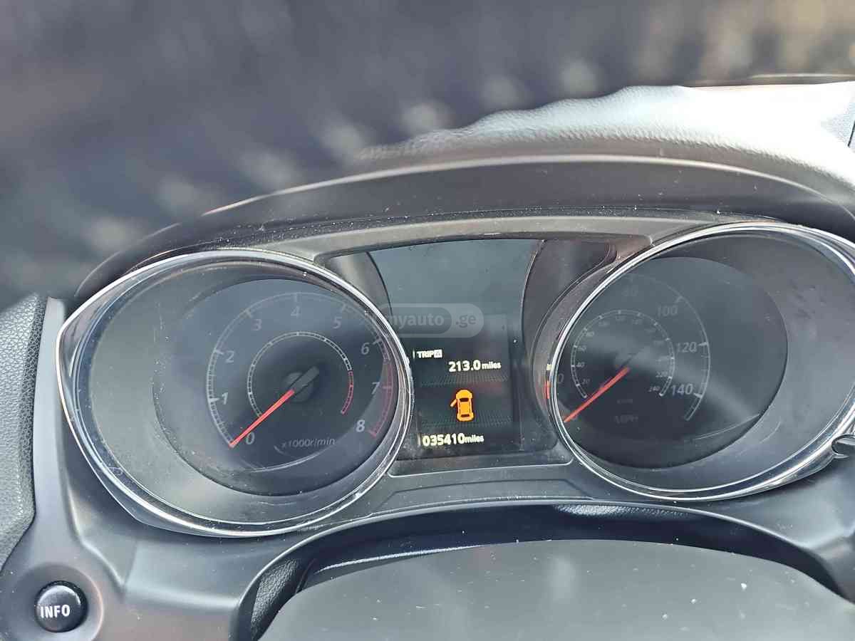 Mitsubishi Mitsubishi Outlander Sport — миниатюра 10