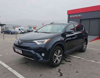 ToyotaRAV 4