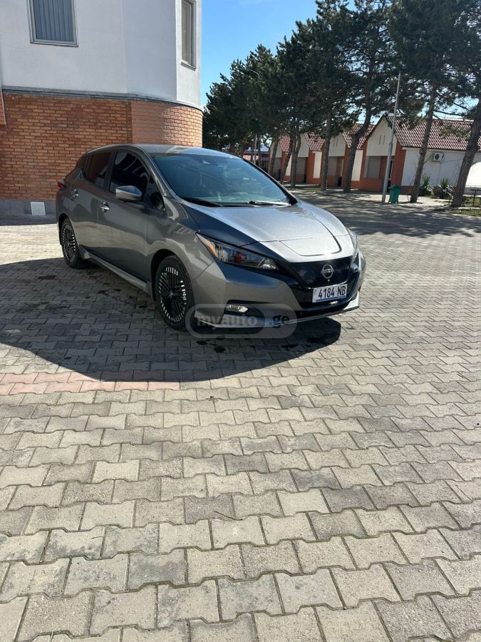 Nissan Leaf - фото 3