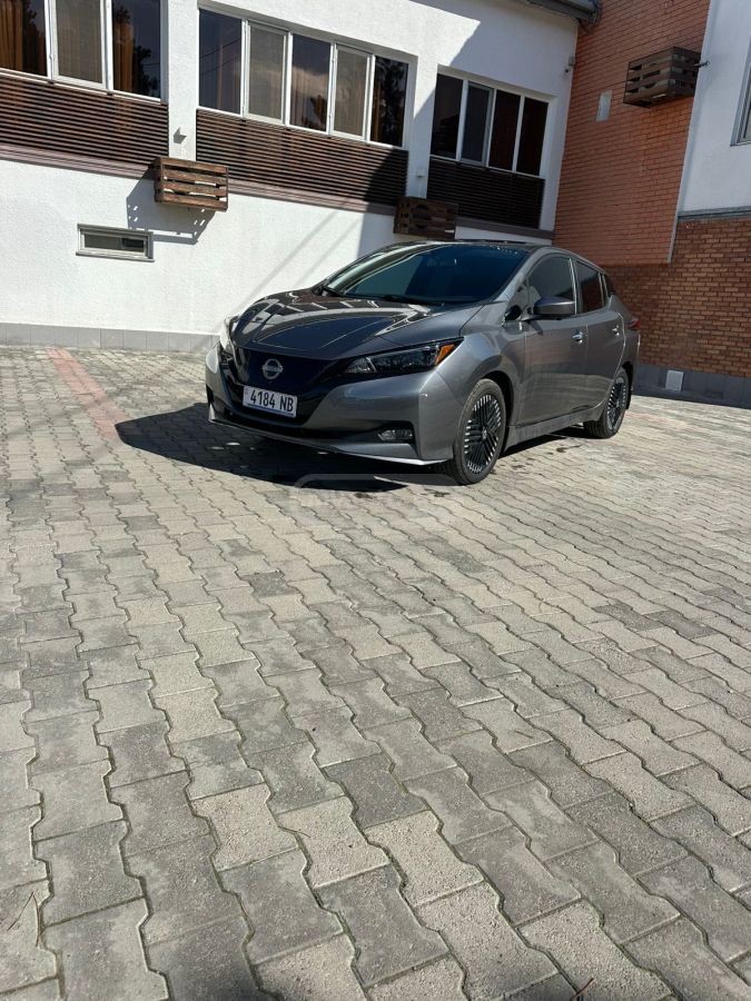 Nissan Leaf - фото 6