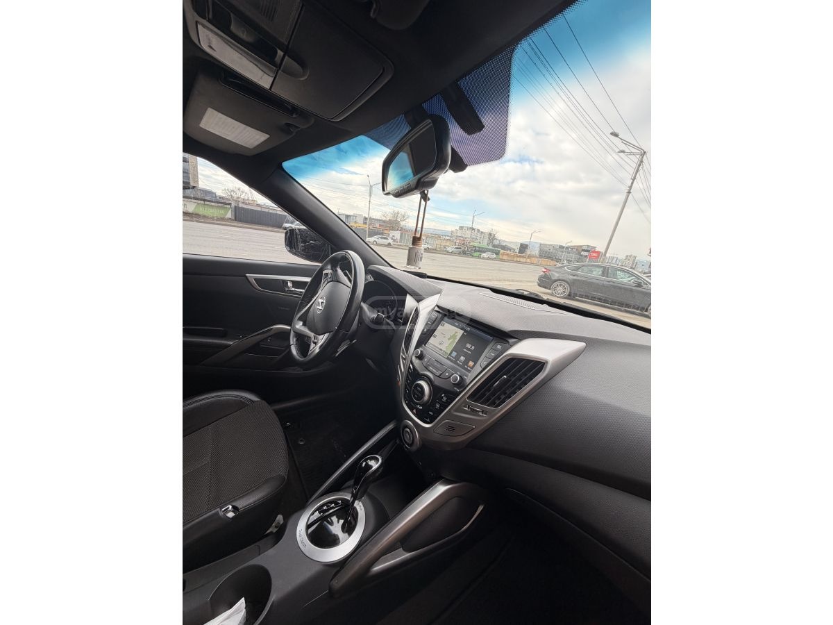 Hyundai Veloster - фото 6