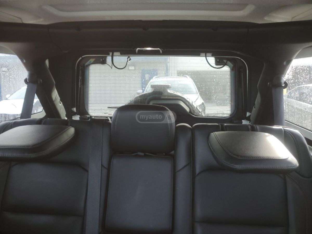 Jeep Wrangler - фото 10