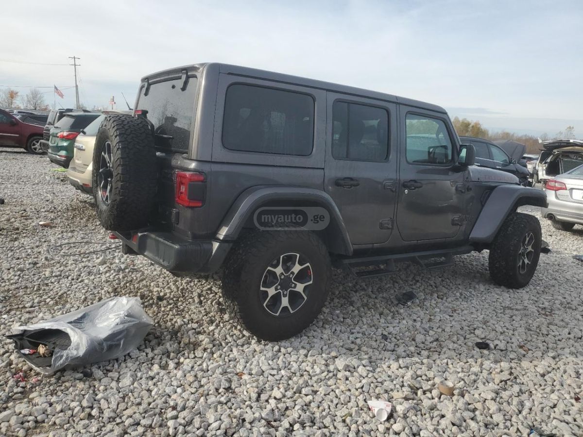 Jeep Wrangler - фото 3