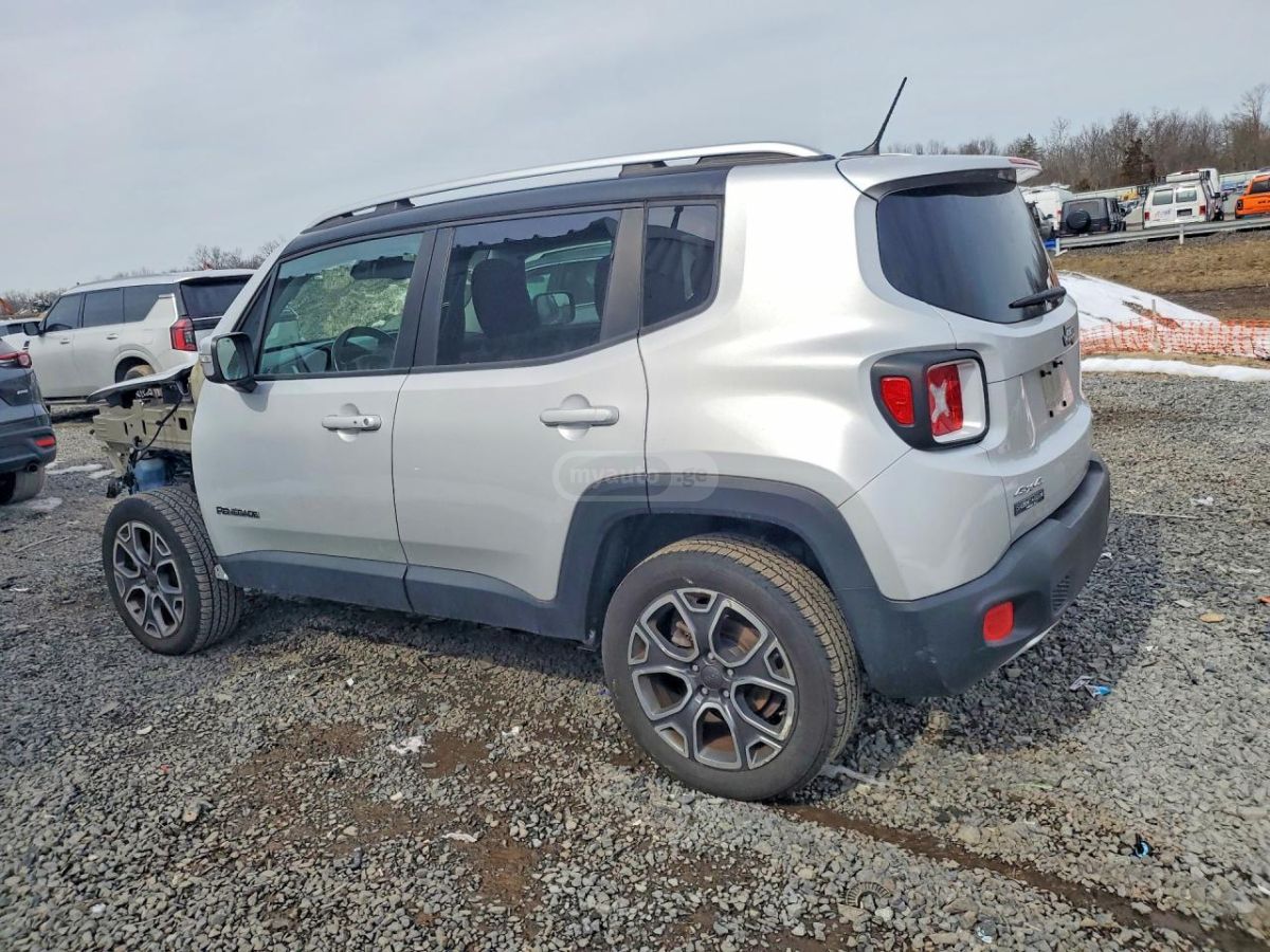 Jeep Renegade - фото 10