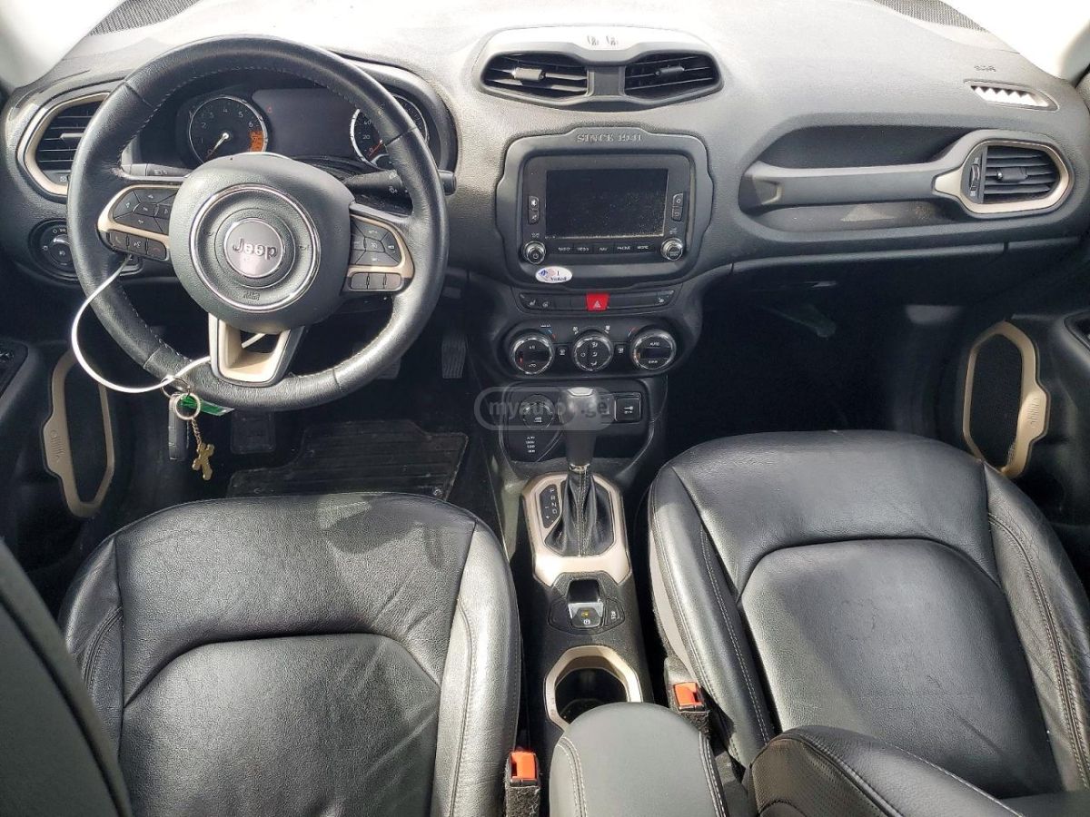 Jeep Renegade - фото 11