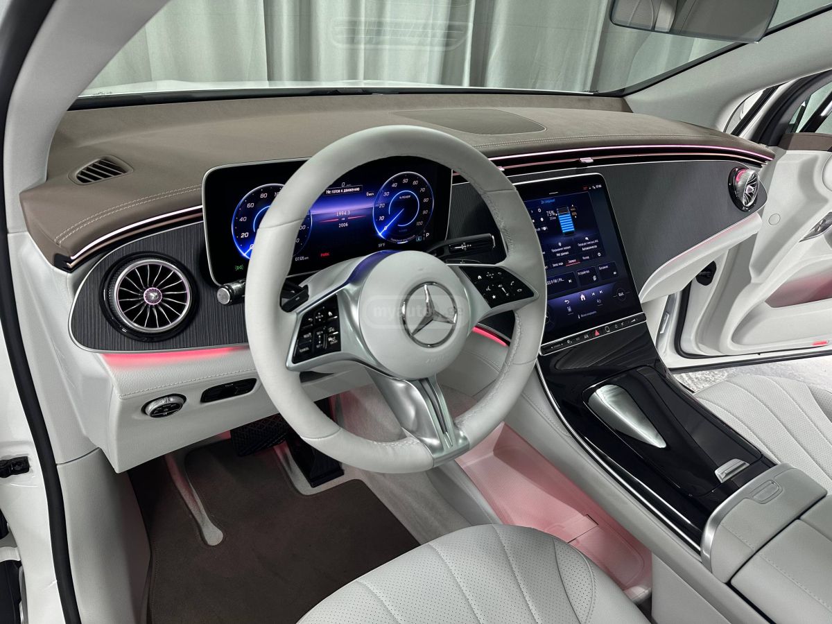 Mercedes-Benz EQE 350 2024 — миниатюра 11