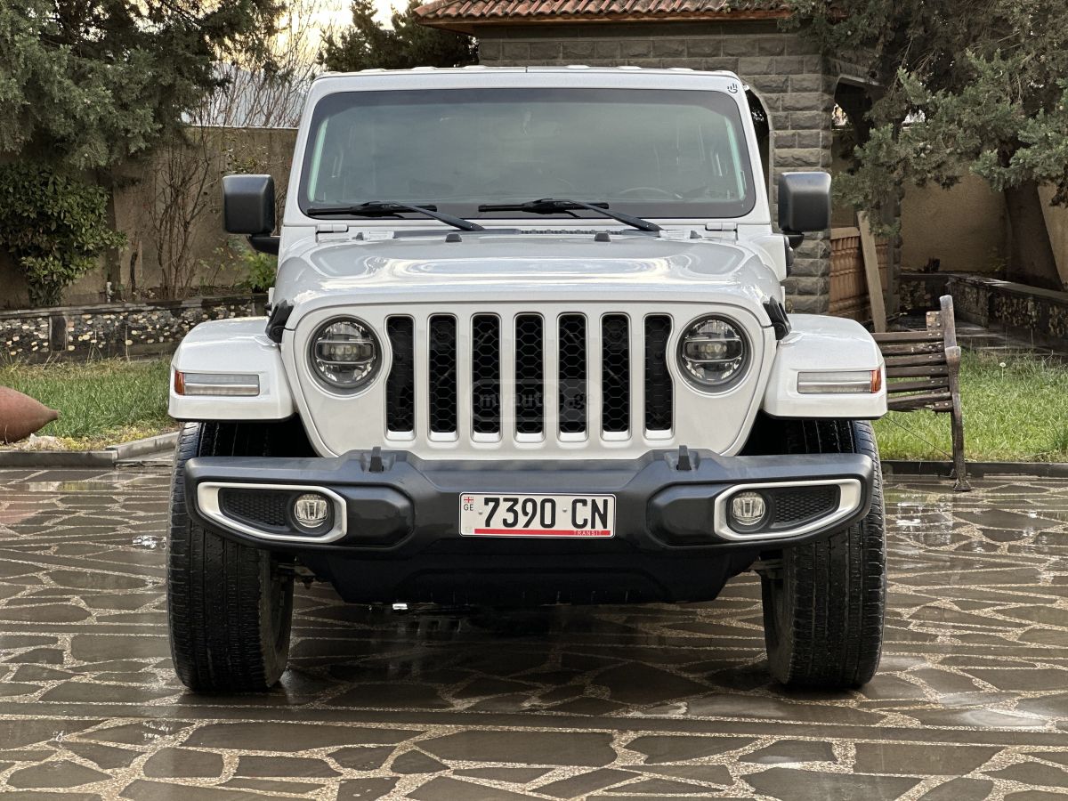 Jeep Wrangler - фото 1
